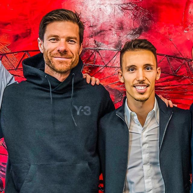 亚博中国官网-先签本菲卡左闸再追扎卡，这个夏天药厂有点凶