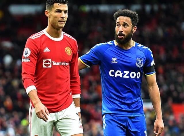 亚博游戏官网-C罗当替补究竟有多怒？对手苦讨球衣，索帅盟友开喷